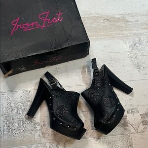 Rare Iron Fist Black Ruff Rider Clog Sequin Skull Size 9